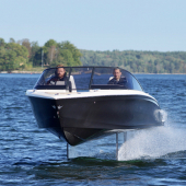 Alfa Bilklädsel - Candela Speed Boat - Båtinredning - Båtkapell
