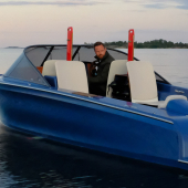 Alfa Bilklädsel - Candela Speed Boat - Båtinredning - Båtkapell