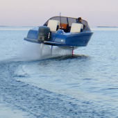 Alfa Bilklädsel - Candela Speed Boat - Båtinredning - Båtkapell